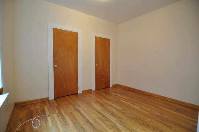 Building Photo - 60 W 129th St