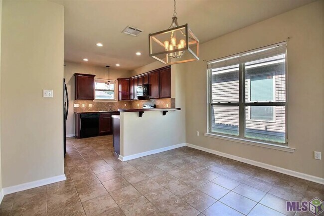 Foto del edificio - 11389 Ashwood Ct