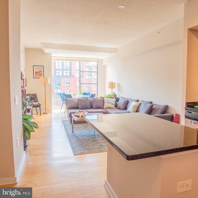 Foto del edificio - 475 K St NW