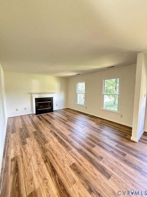 Foto del edificio - 2508 Sutton Pl
