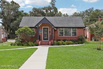 Building Photo - 3929 Gadsden Rd