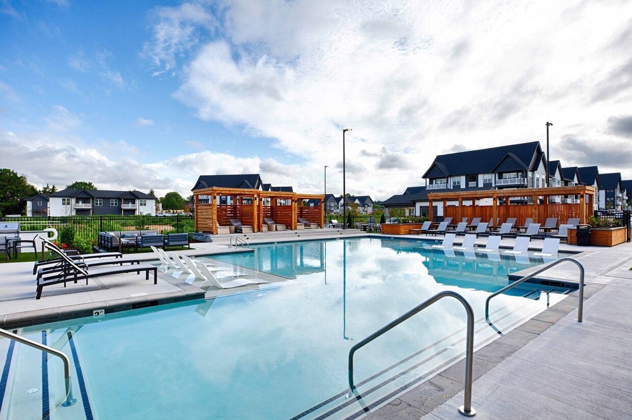 Laurel at Dry Creek Apartments in Huntsville, AL