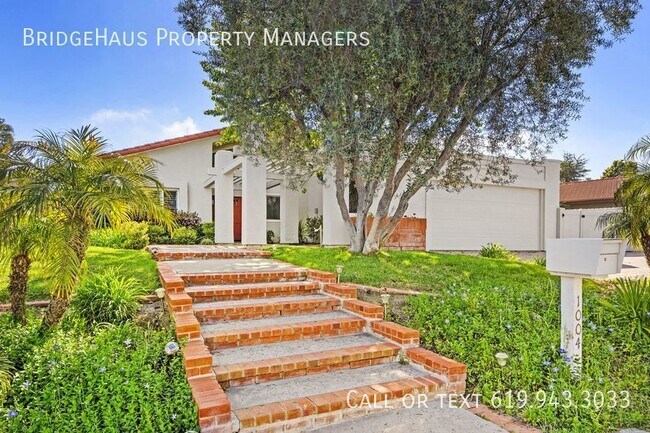 Building Photo - Freshly Revamped Encinitas Home With A Vie...