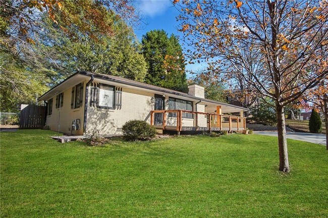 Building Photo - 3594 Abbotts Bridge Rd