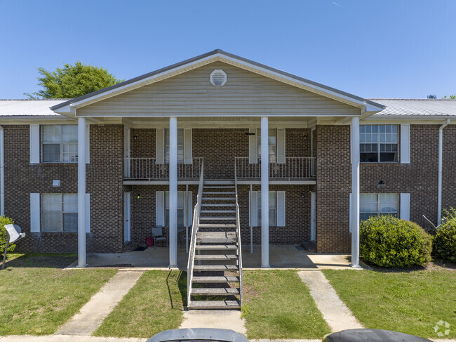 Building Photo - Town Creek Apartments