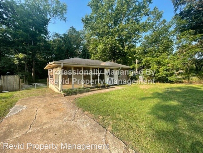 Building Photo - 2 br, 1 bath House - 3541 Stuart Rd.