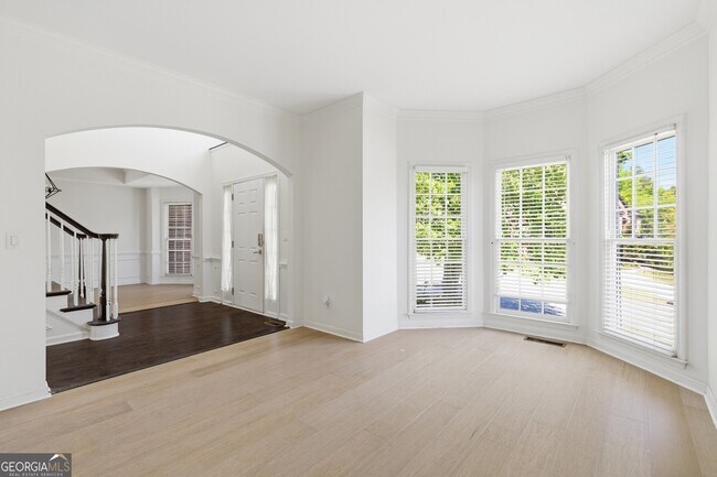 Building Photo - 1702 Clay Brooke Ct SE
