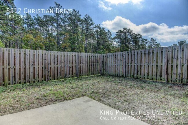 Foto del edificio - 5312 Christian Dr