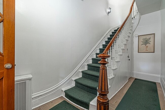 Foto del edificio - 12 Troy St