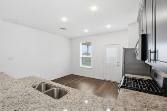 Building Photo - 24721 Cherry Log Ln