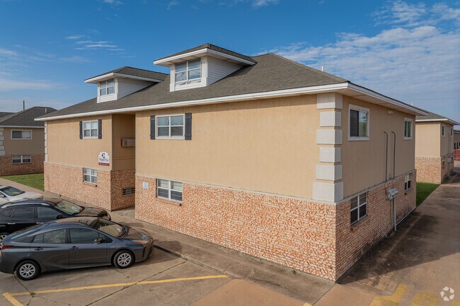 Foto principal - Peppertree Apartments