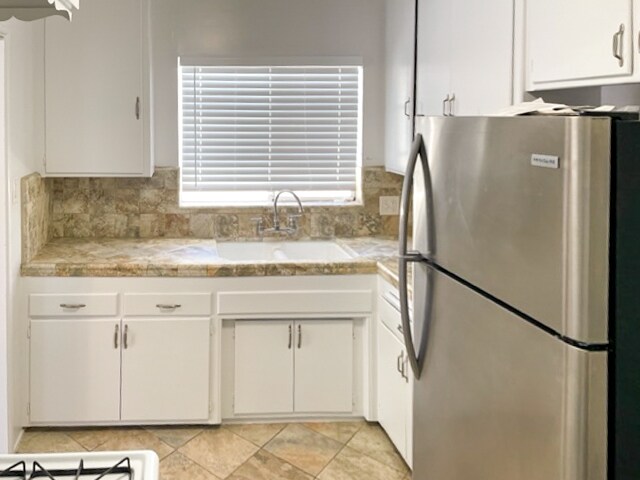 Building Photo - 5900 Coldwater Canyon Ave