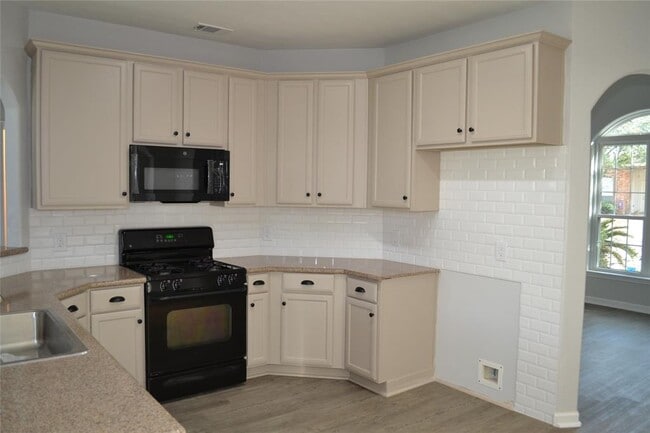 Building Photo - 9514 Curry Landing Dr