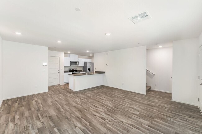 Building Photo - 7352 Joanna Brk St