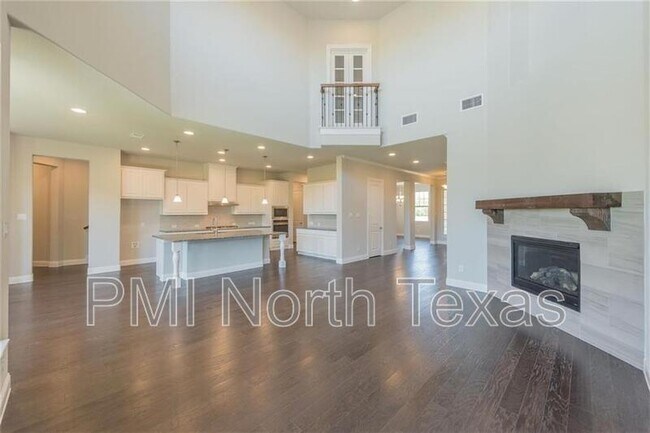 Foto del edificio - 12331 Haskell St