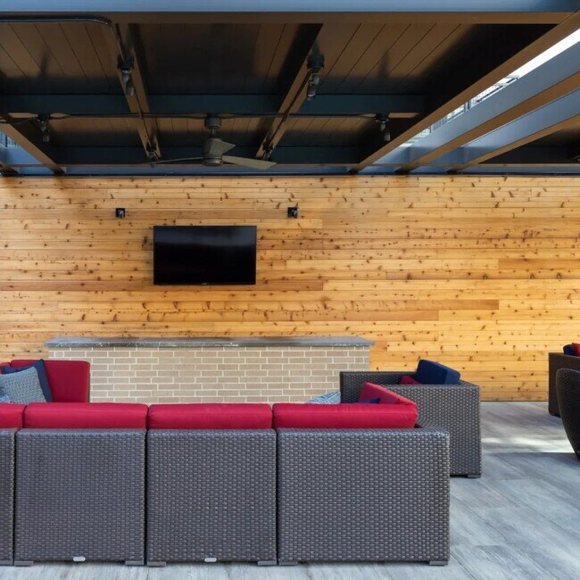 Building Photo - Sleek 2 Bedroom Apartment: Your Stylish Re...