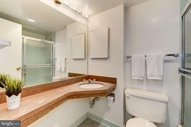 Foto del edificio - 950 25th St NW