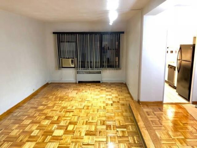 Foto principal - 98-40-98-64 64th Ave