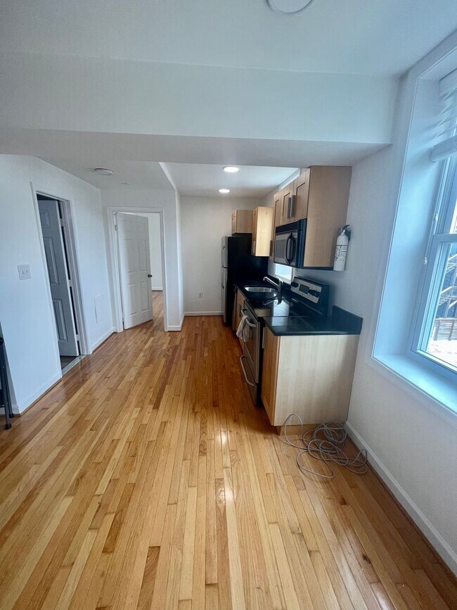 Foto del edificio - Charming 1-Bedroom in Eckington, DC – Prime Location at North Capitol & Rhode Island Corridor!