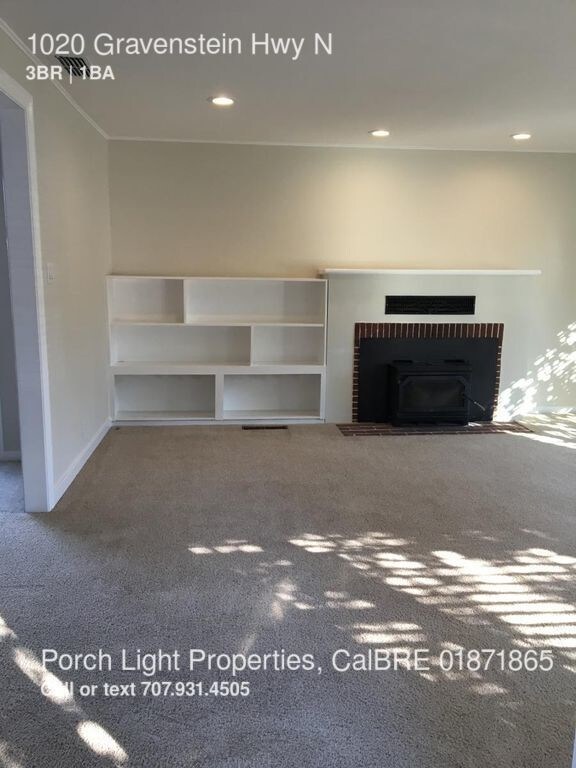 Building Photo - 1020 Gravenstein Hwy N