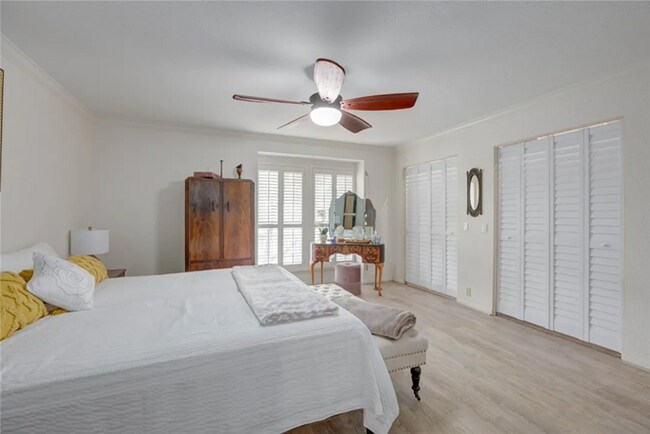 Foto del edificio - 34 Rock Creek Dr