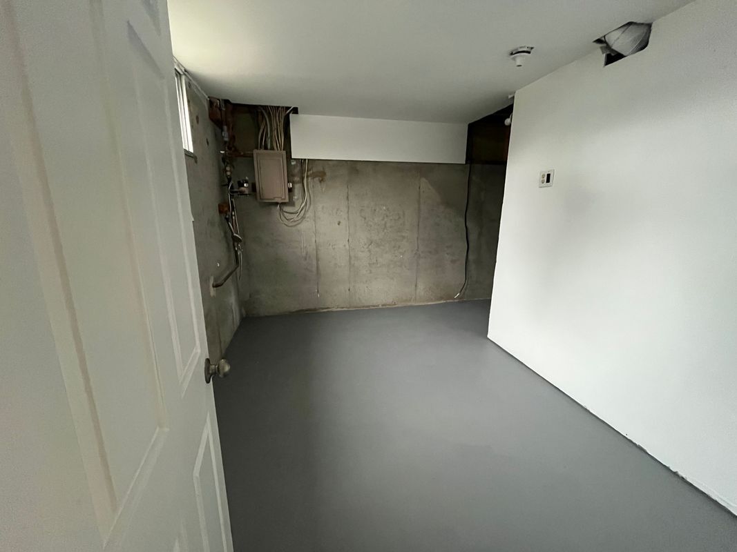 Building Photo - 2224 Prince of Wales Ct