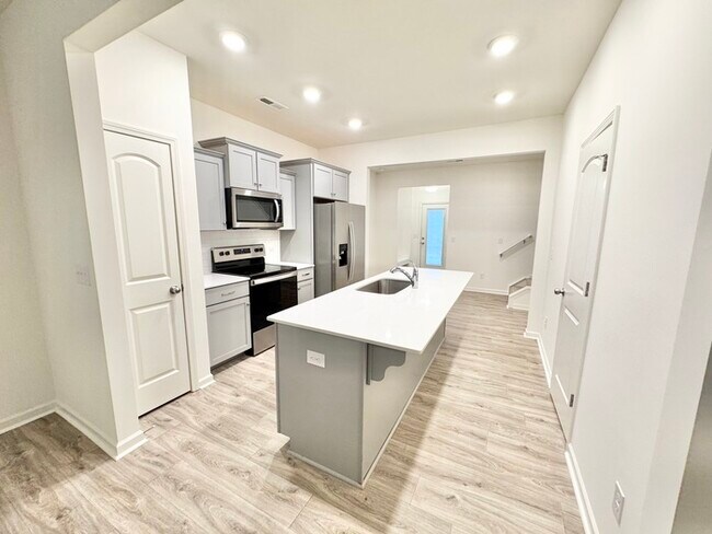 Foto del edificio - Two bedroom 2 1/2 bath Minutes from downtown Mooresville