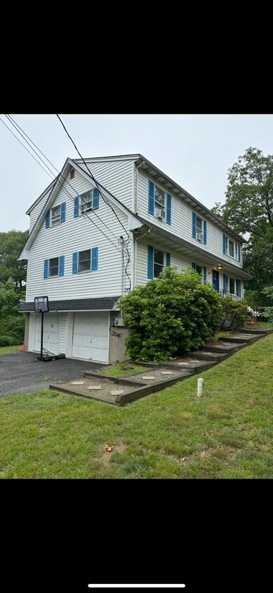 Foto principal - 36 Mountain Ave