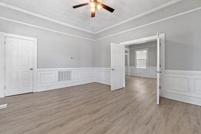 Building Photo - 4 Bed 2 Bath Home for Rent!