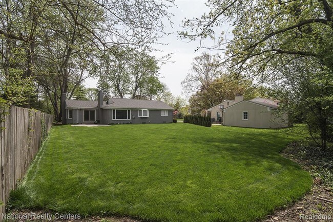 Building Photo - 942 Donmar Ct