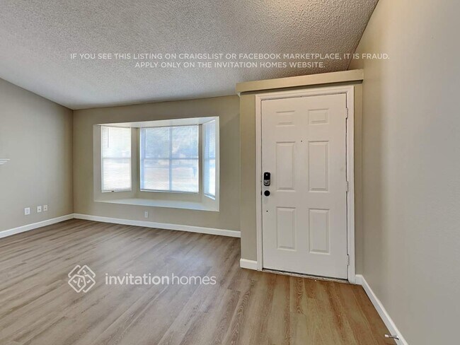 Foto del edificio - 1430 E Sheffield Ave
