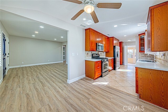 Foto del edificio - 20732 Ely Ave