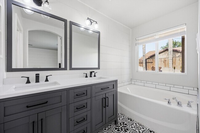 Foto del edificio - 9502 Orchard Grass Ct
