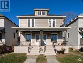 Building Photo - 1080 Niagara St