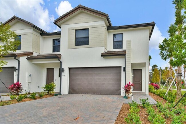 Foto del edificio - 4070 Highland Oaks Dr