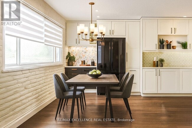 Building Photo - 30 Green Valley Dr