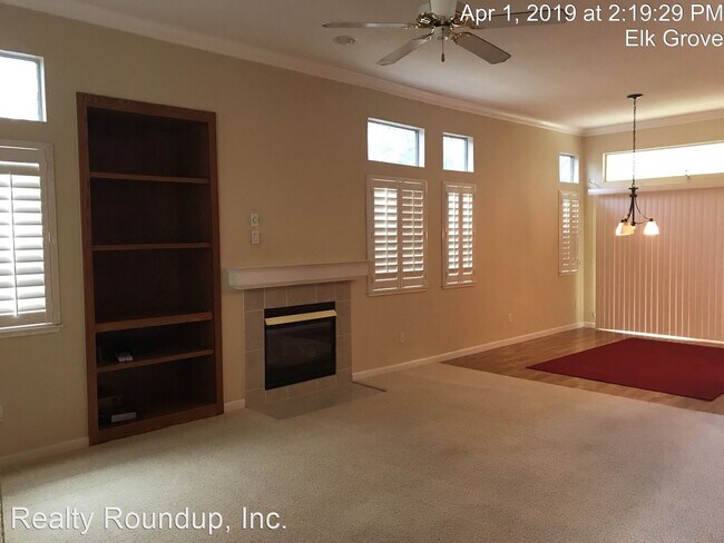 Building Photo - 3 br, 2 bath House - 2424 Dinwiddie Way