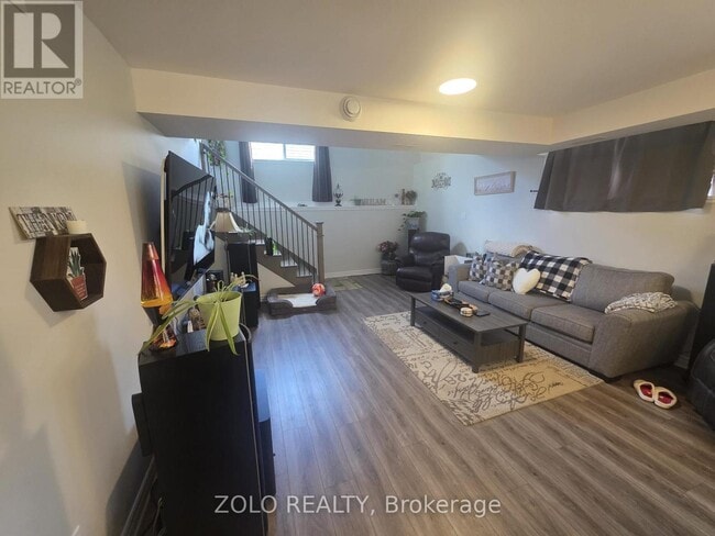 Building Photo - 50 Abagail Cres