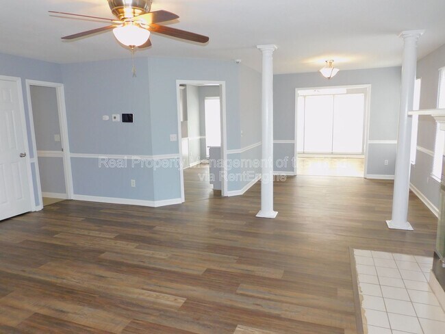 Foto del edificio - 5101 Mountain Ash Ct