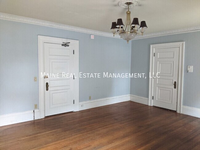 Building Photo - 99 Broadway-Apt 4