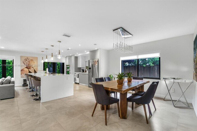 Foto del edificio - 6120 SW 93rd Ave