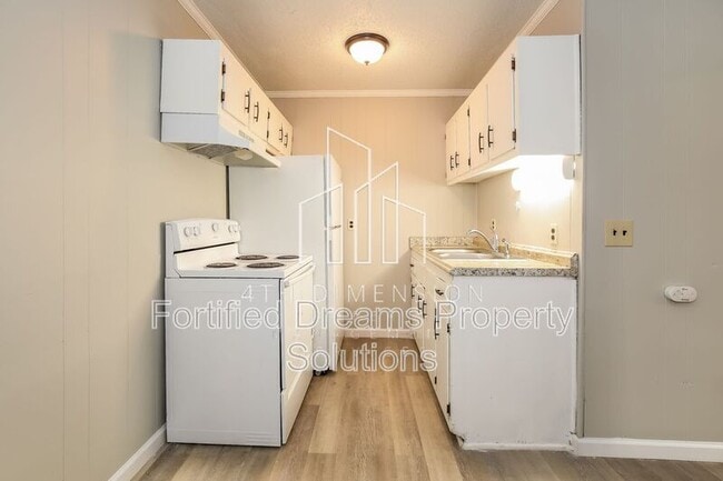 Building Photo - 202 Leisure Time Ln