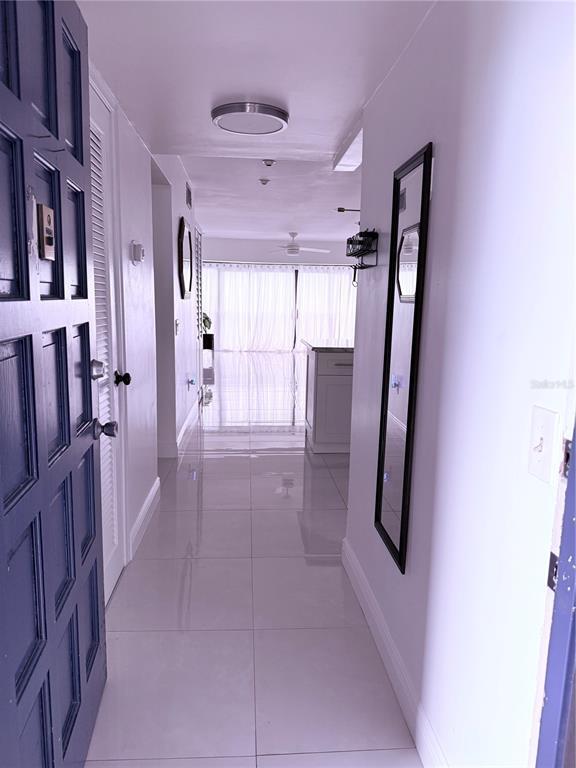 Foto del edificio - 4272 Deste Ct