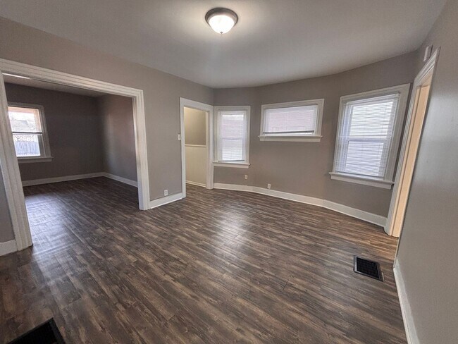 Foto del edificio - 77 Baltimore St