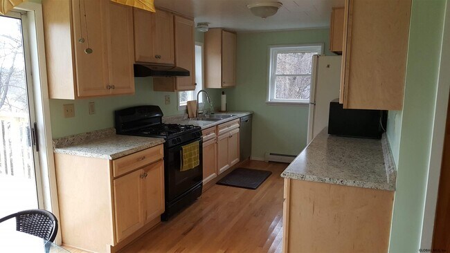 Foto del edificio - 156 Gabriel Rd