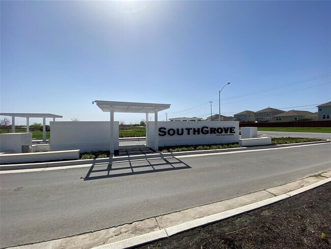 Building Photo - 230 Cherry Laurel Ln