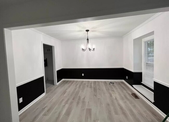 Foto del edificio - 15431 Robinson St