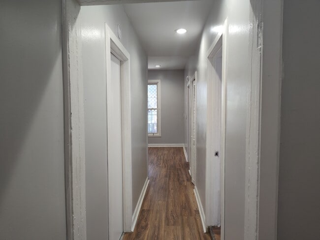 Building Photo - 4557 S Wabash Ave