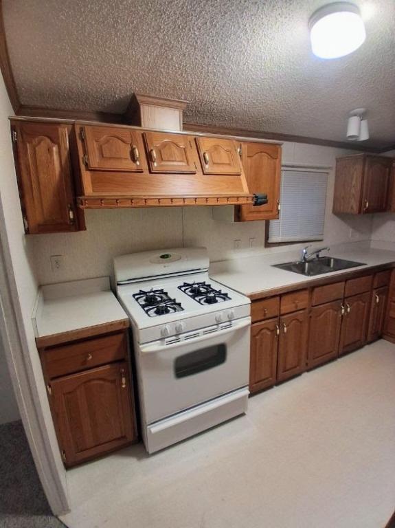 Foto del edificio - 611 W Matthews St