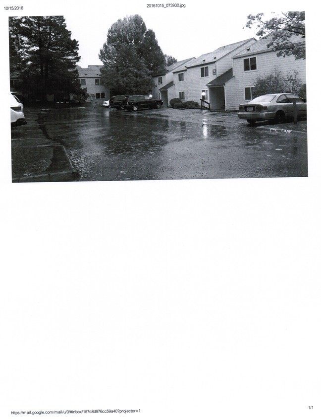 Primary Photo - 2800 SE 1st St